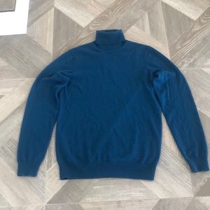 Uniglow men’s cashmere turtleneck size L